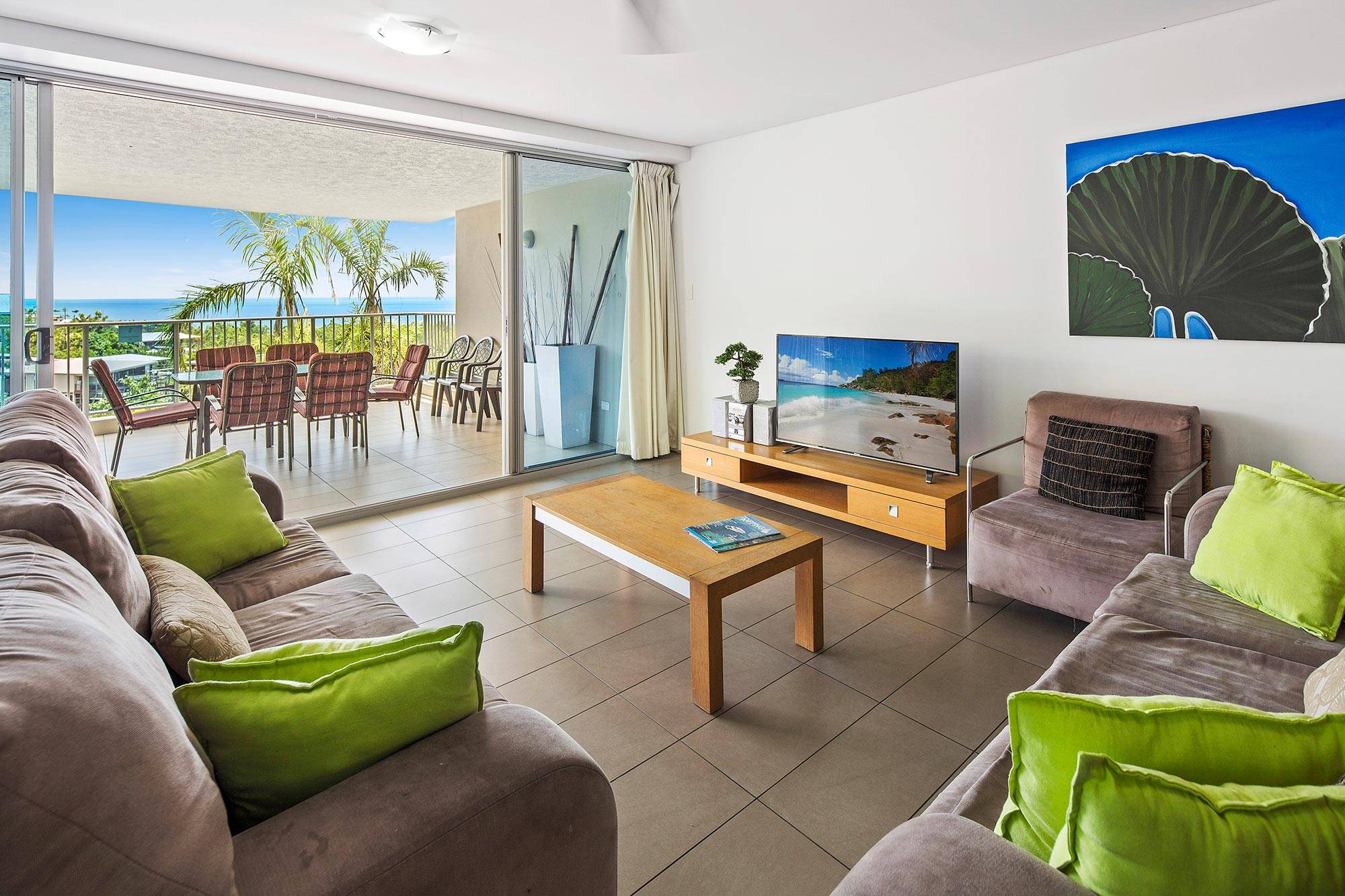 Airlie Beach Luxury Apartments - Azure Sea Whitsundays